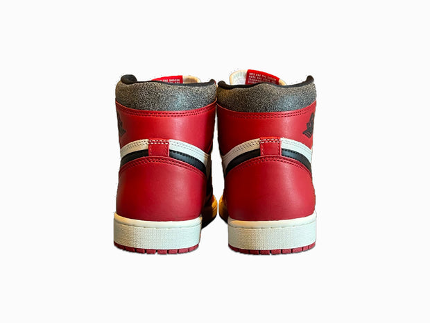 Air Jordan 1 Retro High OG Chicago Lost And Found