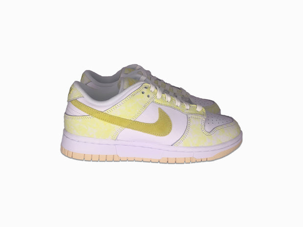 Nike Dunk Low Yellow Strike